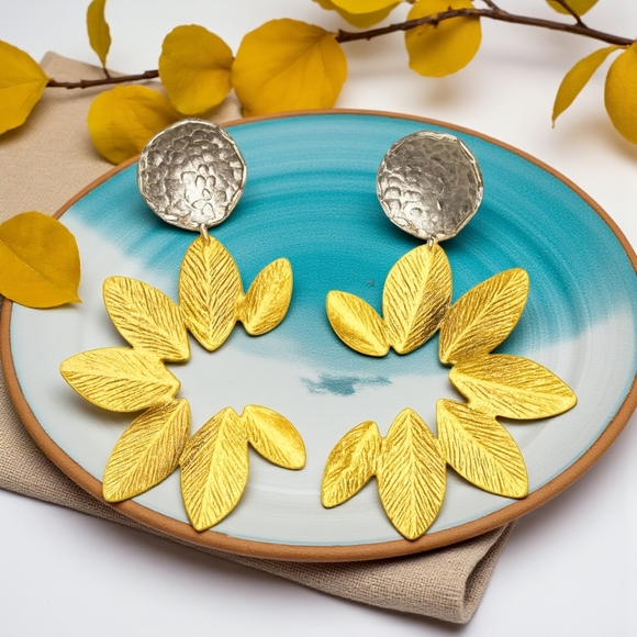 🆕️Turkish Stunning Handmade Artisan 18K Gold Plated Brass Fine Leaf Earrings - Picture 9 of 12